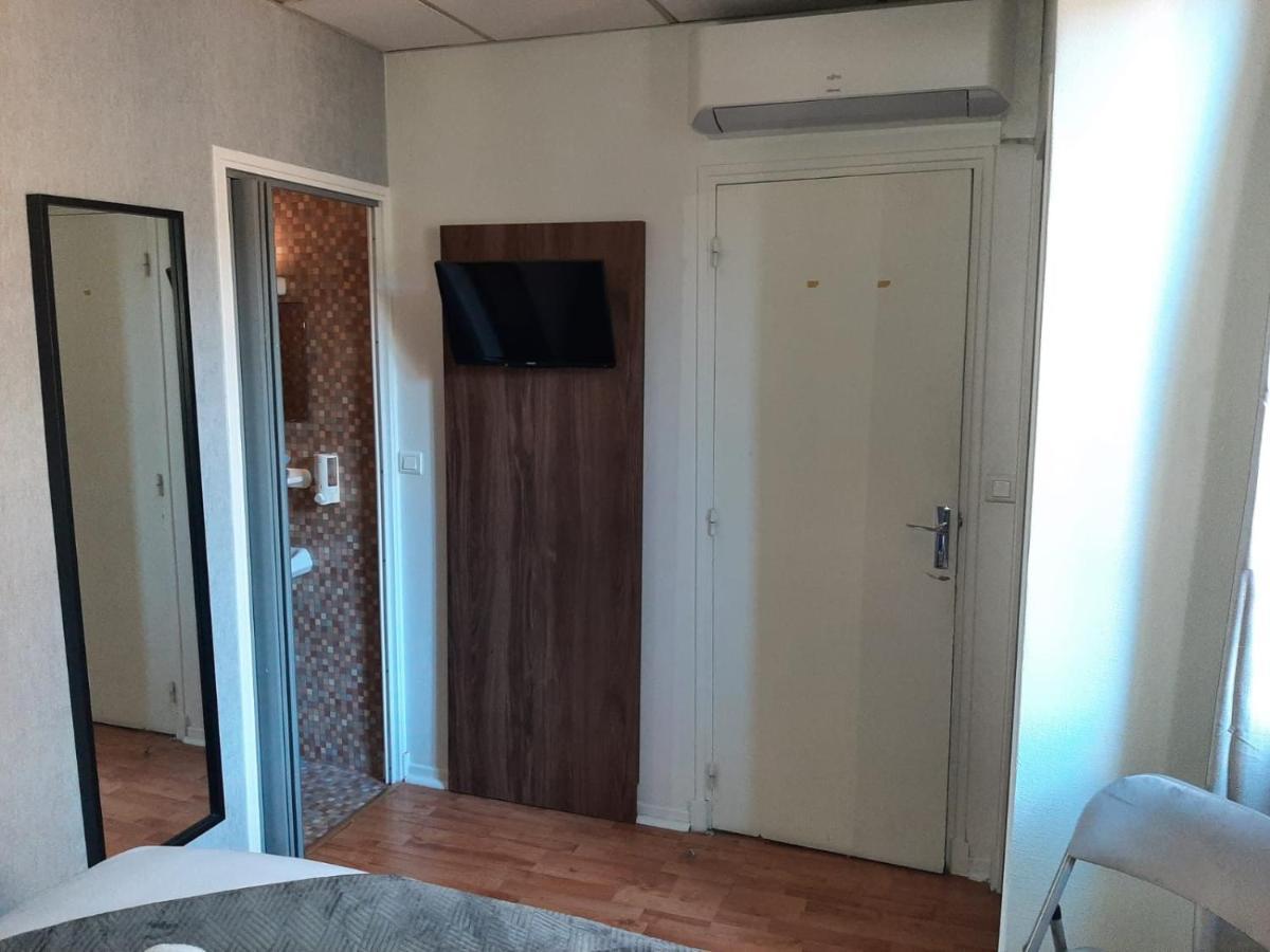 אלבי Hotel Le Rochegude מראה חיצוני תמונה